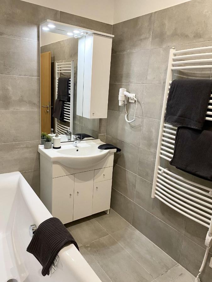 Aqualita Apartman ซาลาคาโรส ภายนอก รูปภาพ